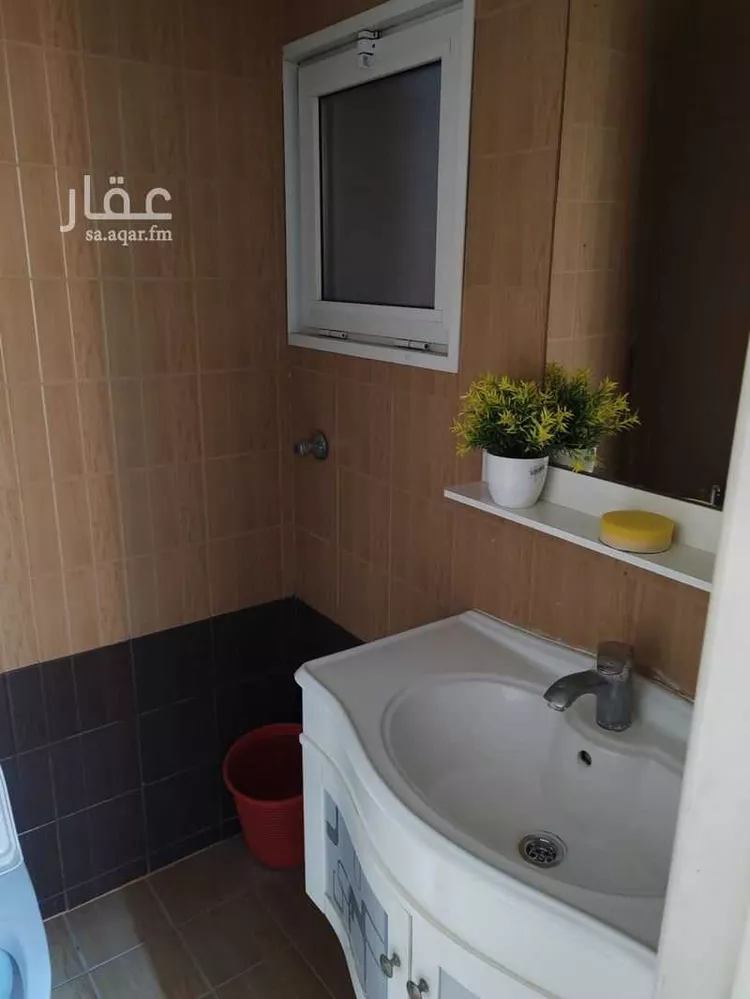 مكتب تجاري للإيجار في شارع طريق الملك عبدالعزيز, حي العزيزية, مدينة الدمام, المنطقة الشرقية