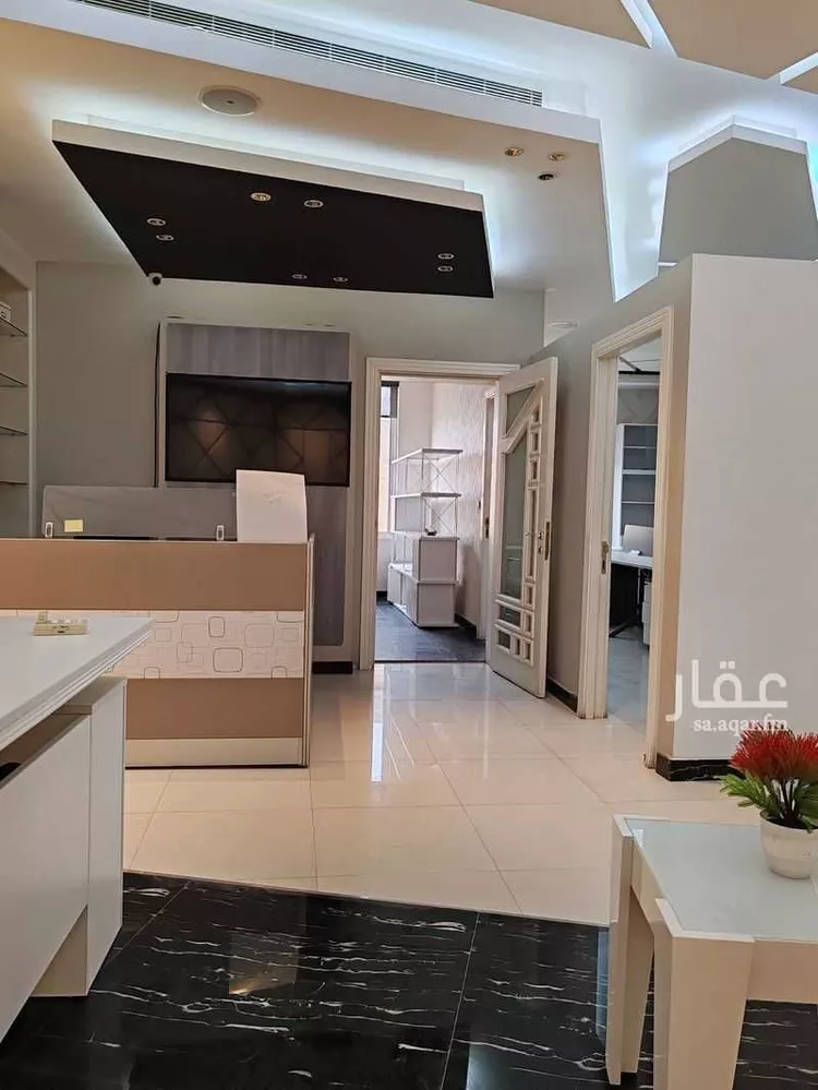 مكتب تجاري للإيجار في شارع طريق الملك عبدالعزيز, حي العزيزية, مدينة الدمام, المنطقة الشرقية 12
