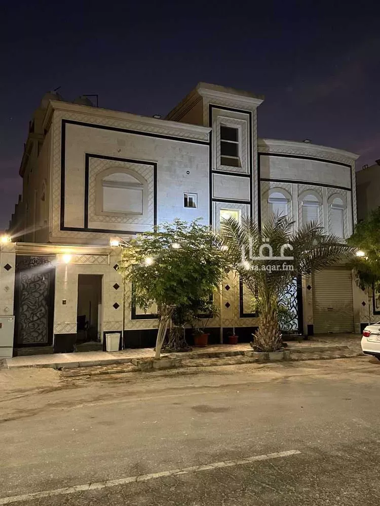 فيلا للبيع في شارع عثمان بن الخطيب ، حي ضاحية الملك فهد ، الدمام ، الدمام