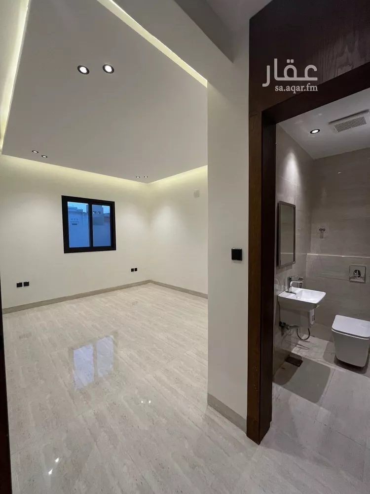 فيلا للبيع في شارع بدرالدين المرجاني, حي المهدية, مدينة الرياض, منطقة الرياض 10