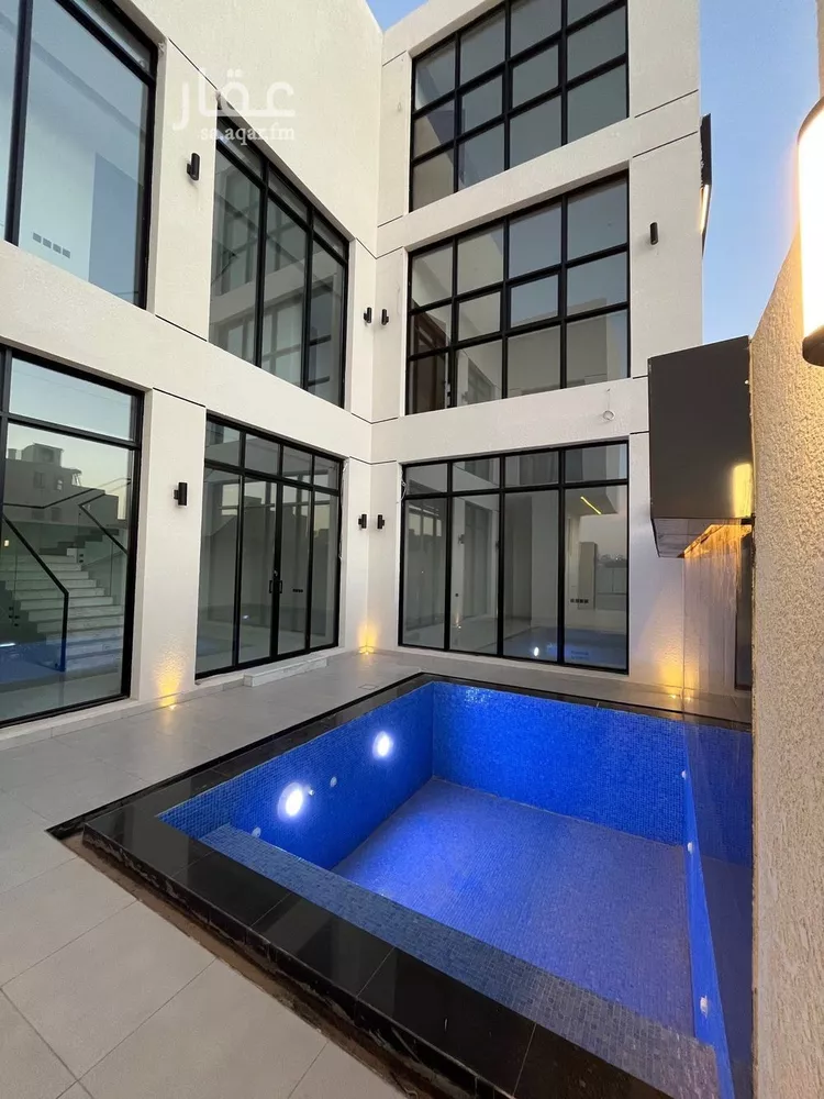 فيلا للبيع في شارع أحمد بن محمد القريمي, حي المهدية, مدينة الرياض, منطقة الرياض صورة 5