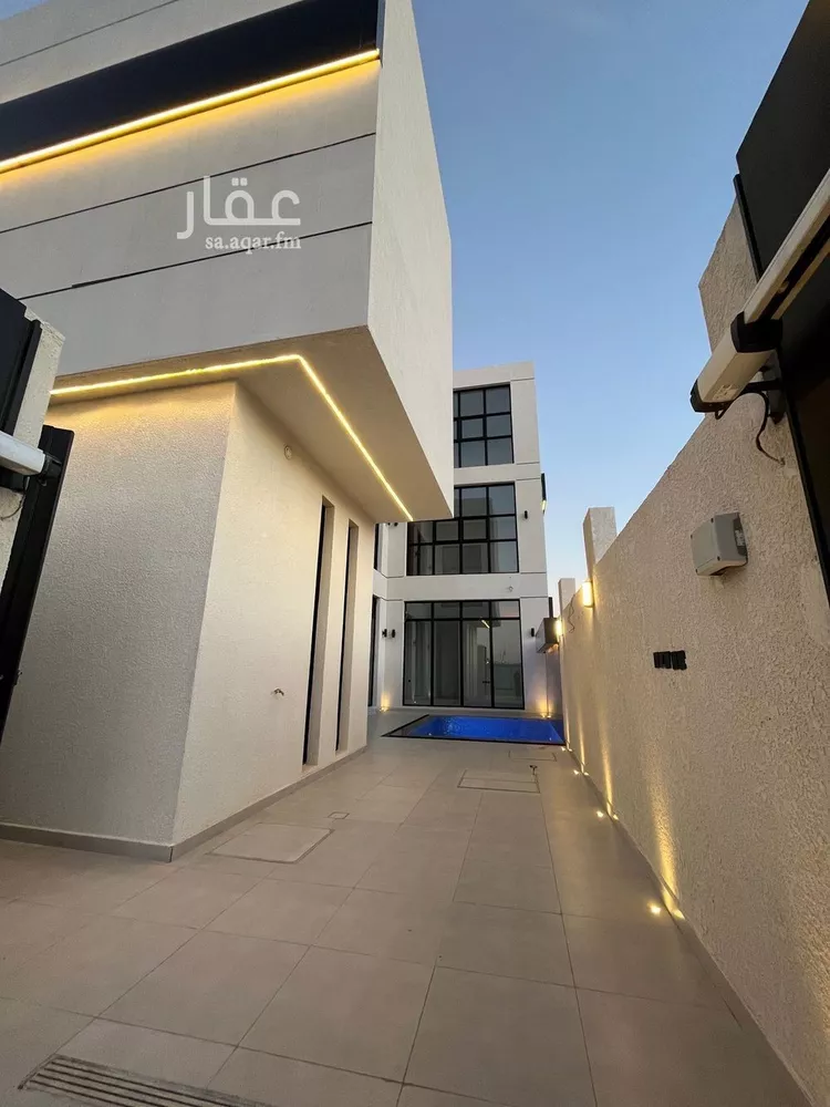 فيلا للبيع في شارع أحمد بن محمد القريمي, حي المهدية, مدينة الرياض, منطقة الرياض 8