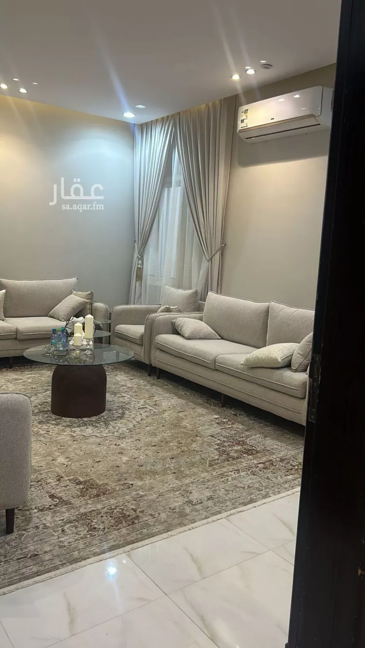 فيلا للبيع في شارع عبدالرحمن بن حسن الفتني, حي المهدية, مدينة الرياض, منطقة الرياض صورة 3