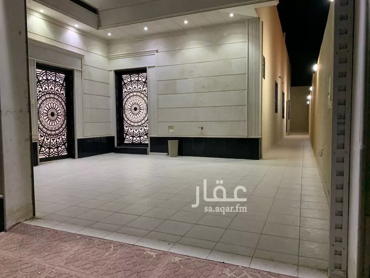 دور للبيع في شارع ابن أبي الجيش, حي المهدية, مدينة الرياض, منطقة الرياض صورة 2