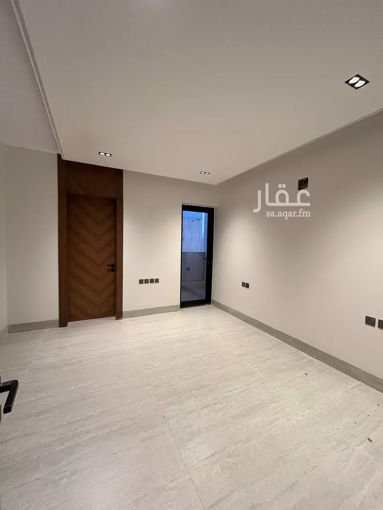 فيلا للبيع في شارع محمد بن يحيى الشاذلي, حي المهدية, مدينة الرياض, منطقة الرياض 16