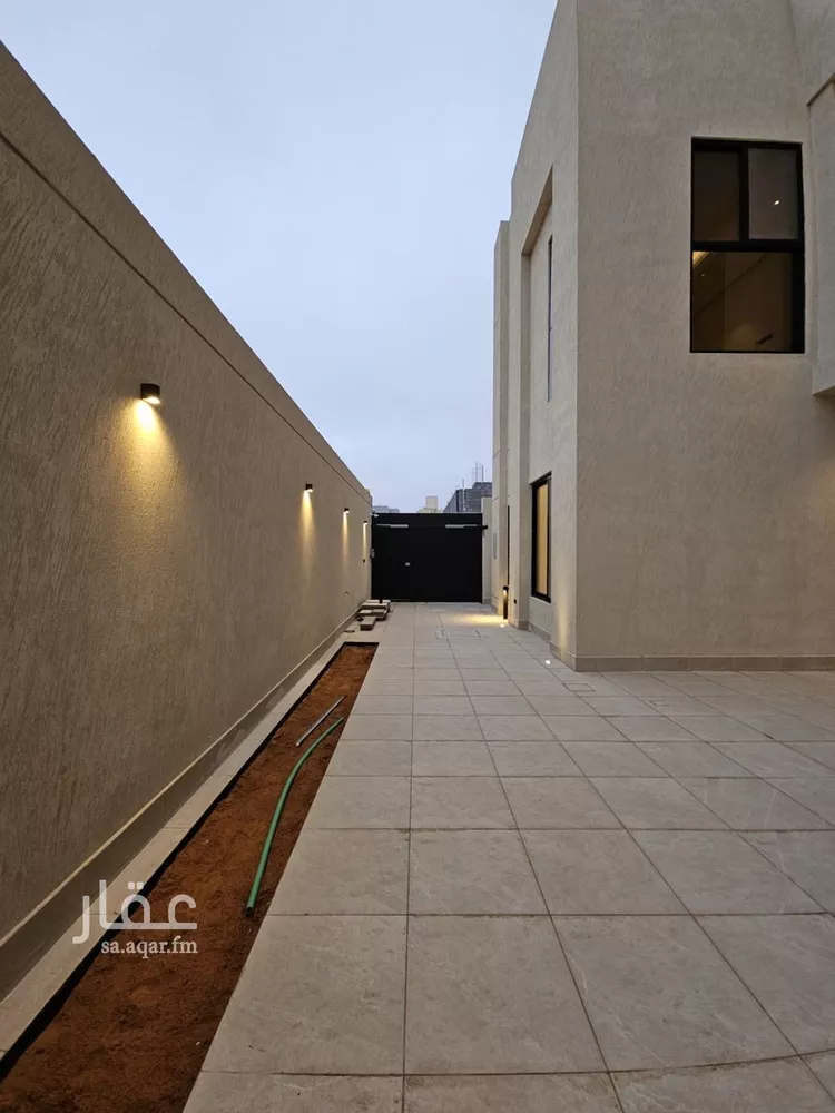 فيلا للبيع في شارع علي بن أبي عبدالله, حي المهدية, مدينة الرياض, منطقة الرياض صورة 5