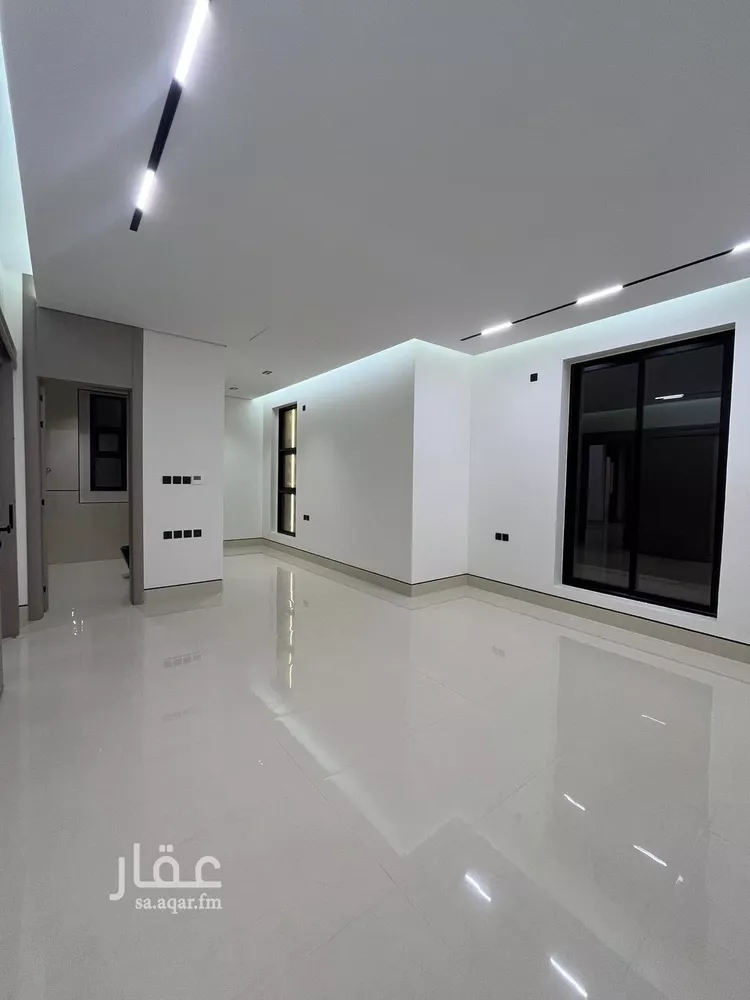 Villa for Sale in Riyadh Al Mahdiyah 11