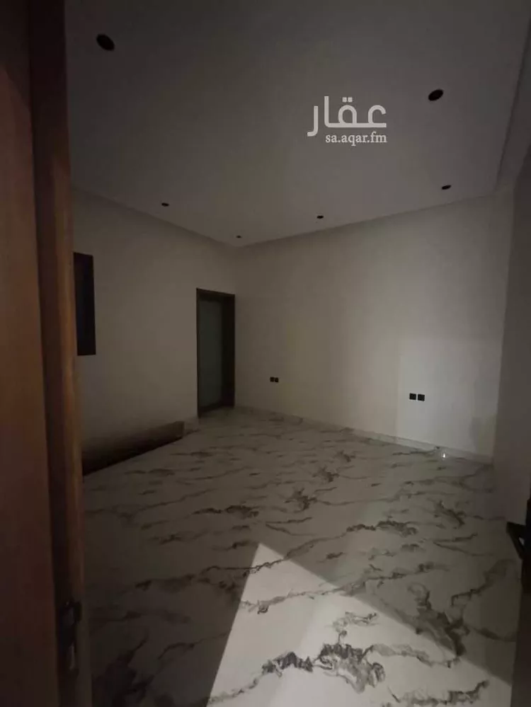 Floor for Sale in Riyadh Badr