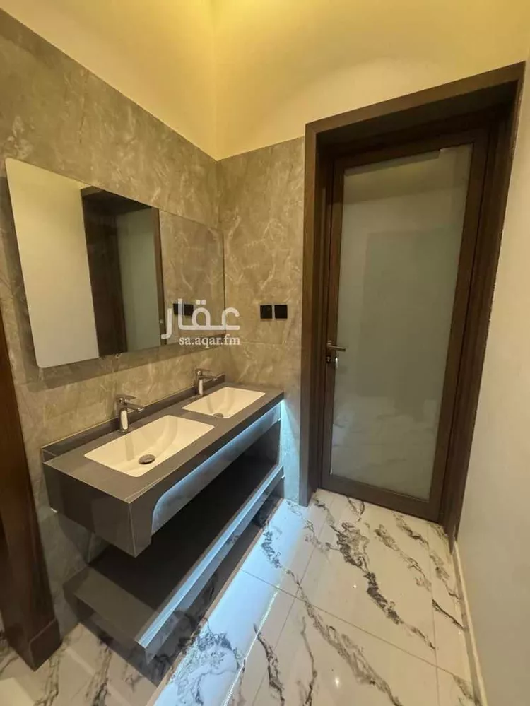 Floor for Sale in Riyadh Badr 10