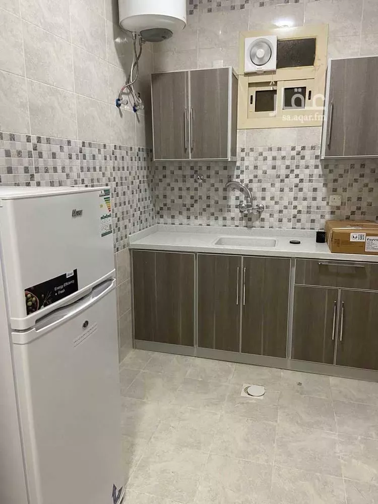 شقة للإيجار في شارع خديجة بنت خويلد, حي البوادي, مدينة تبوك, منطقة تبوك 7