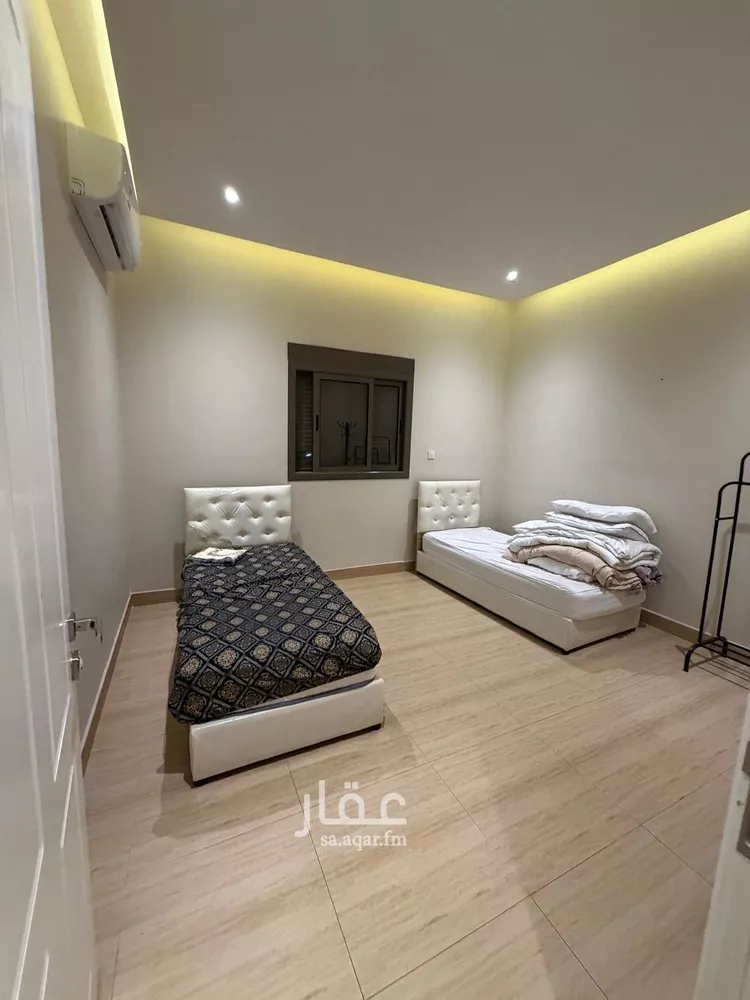 شقة للإيجار في شارع أبي الحسن الزنبقي, حي عرقة, مدينة الرياض, منطقة الرياض 14