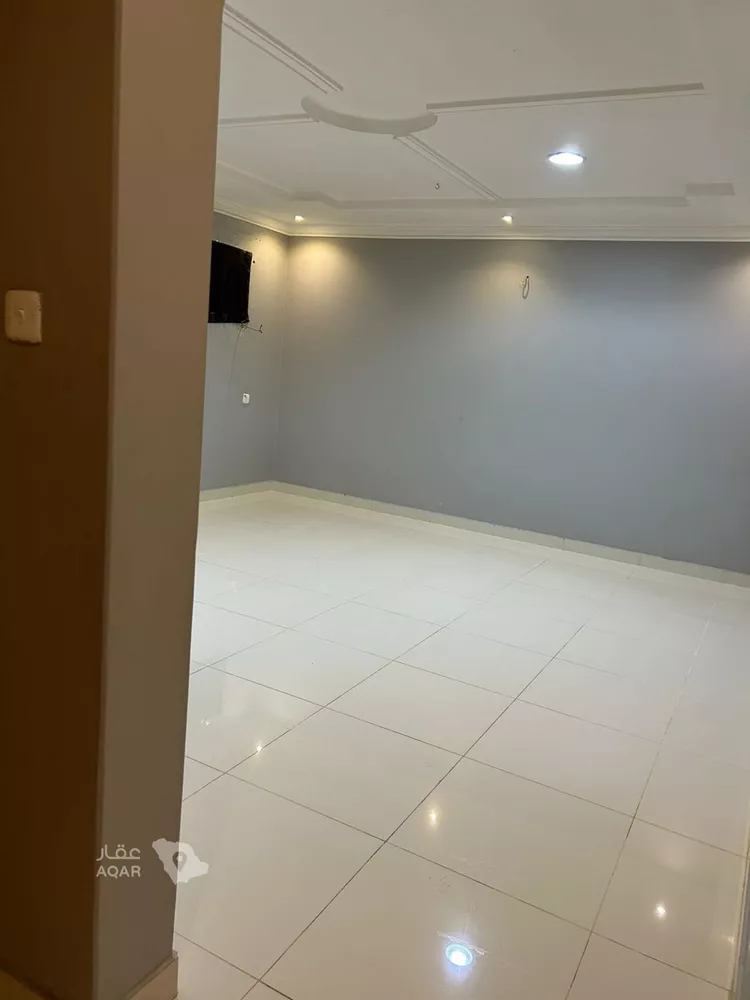 شقة للبيع في شارع عنيزة, حي ظهرة لبن, مدينة الرياض, منطقة الرياض 6