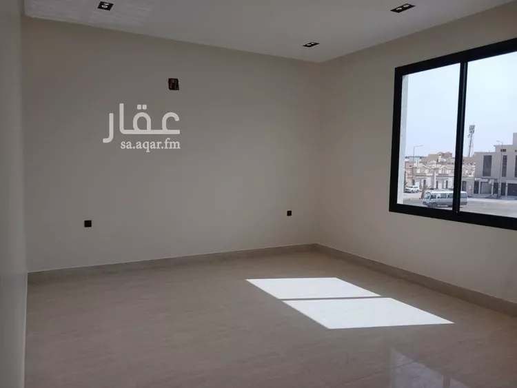 Floor for Sale in Riyadh Tuwaiq صورة 3