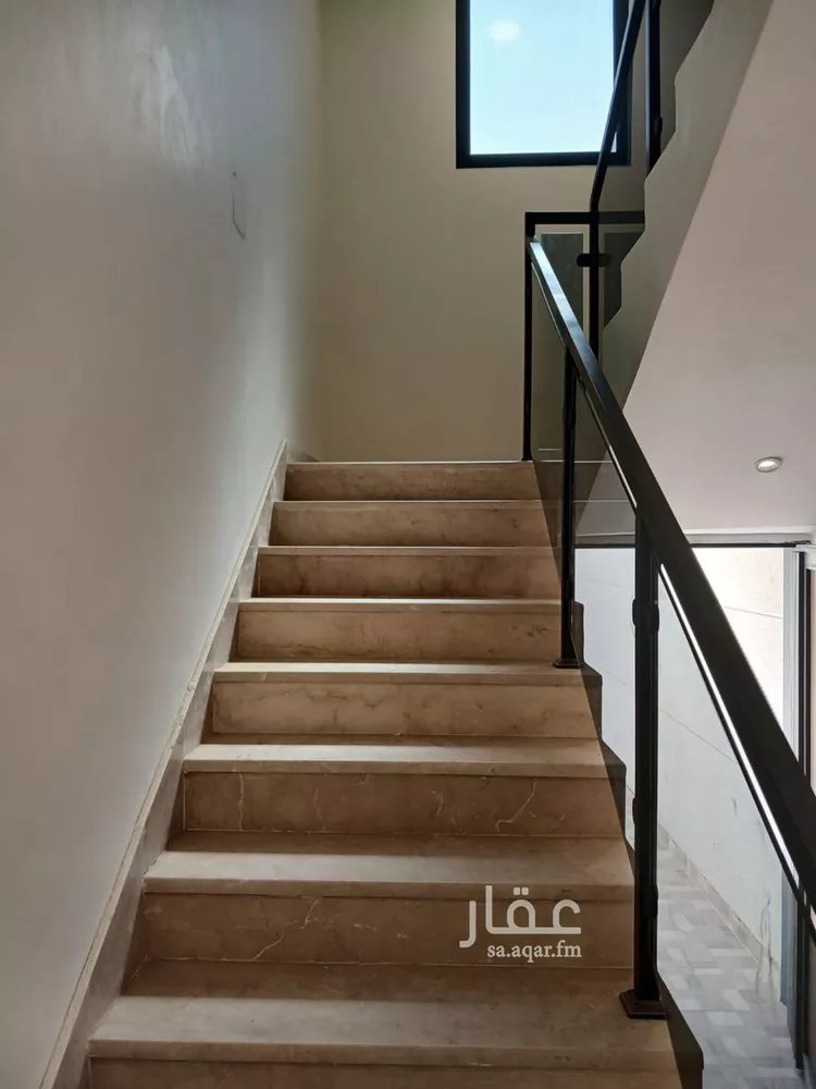 دور للبيع في شارع طليحة بن خويلد, حي طويق, مدينة الرياض, منطقة الرياض 8