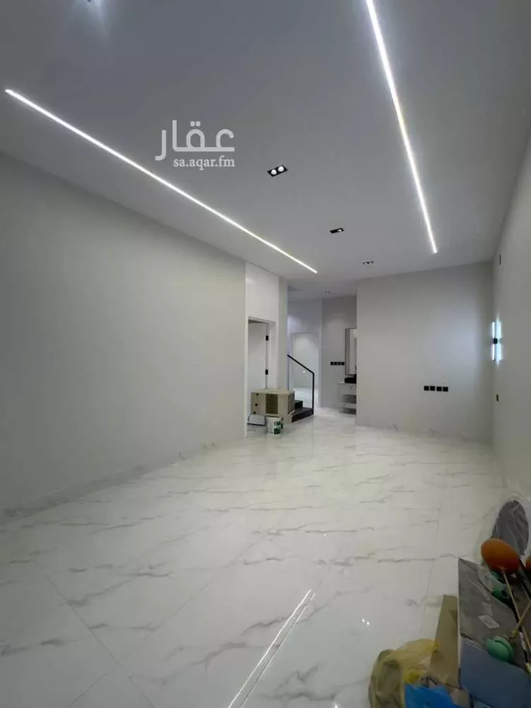 فيلا للبيع في شارع ابن اللبودي, حي السويدي, مدينة الرياض, منطقة الرياض 9
