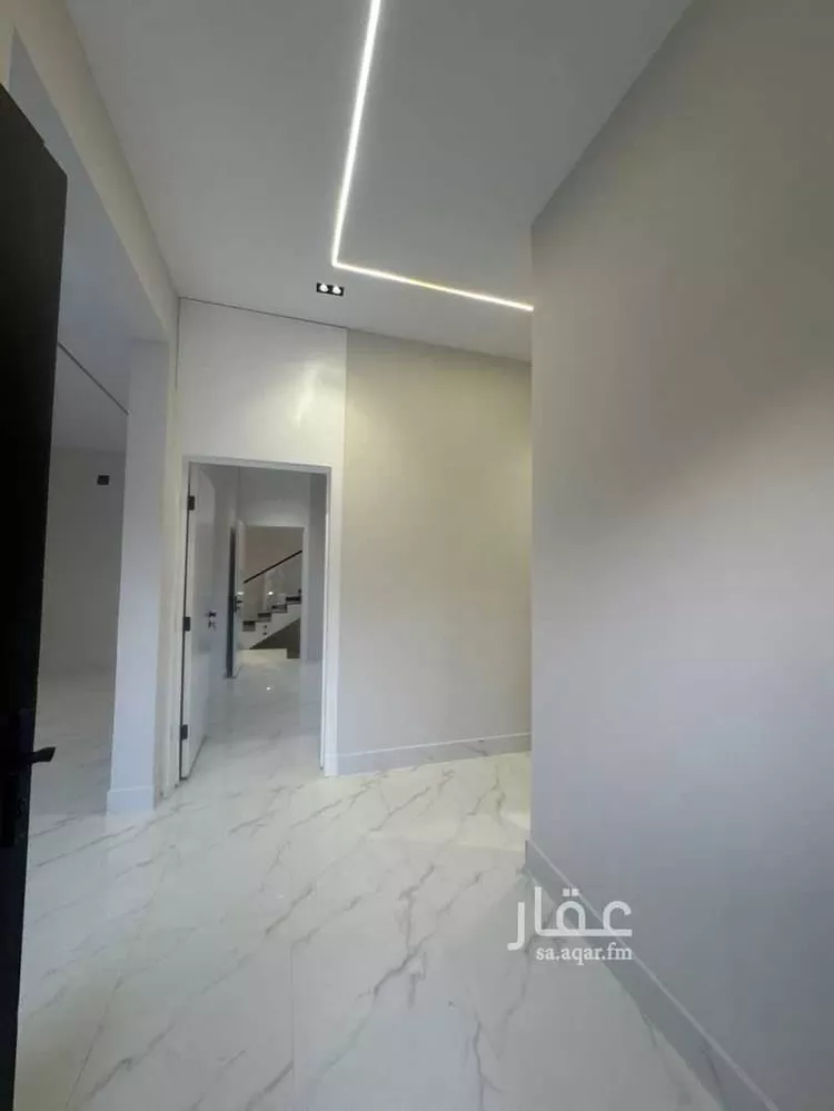 فيلا للبيع في شارع ابن اللبودي, حي السويدي, مدينة الرياض, منطقة الرياض صورة 5