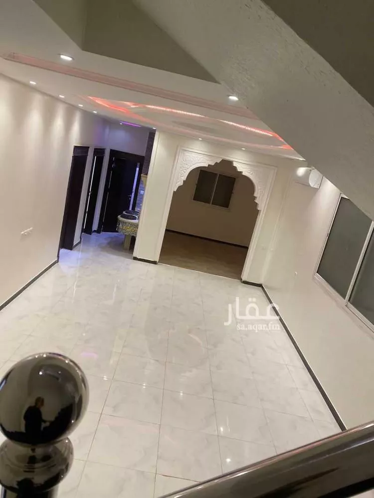 فيلا للبيع في شارع عمر مكرم, حي الرمال, مدينة الرياض, منطقة الرياض 6