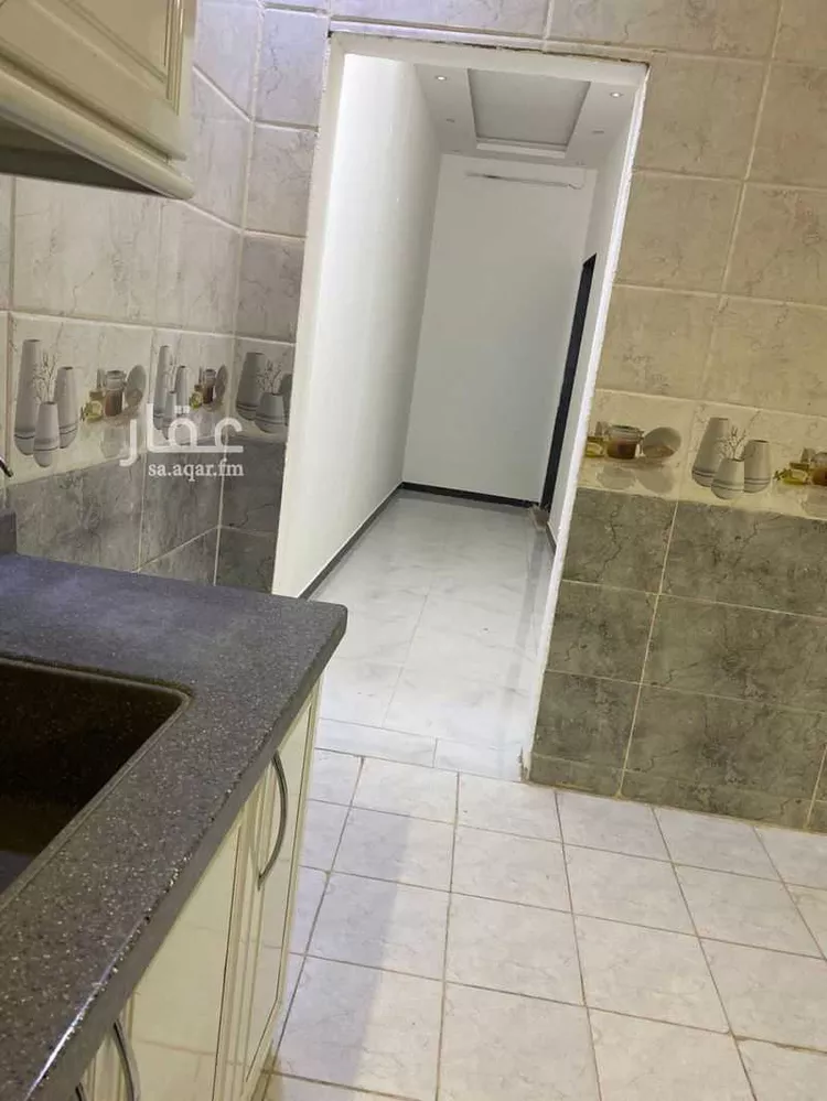 فيلا للبيع في شارع عمر مكرم, حي الرمال, مدينة الرياض, منطقة الرياض صورة 2