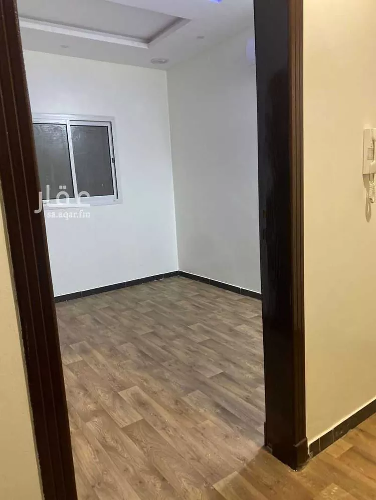 فيلا للبيع في شارع عمر مكرم, حي الرمال, مدينة الرياض, منطقة الرياض صورة 5