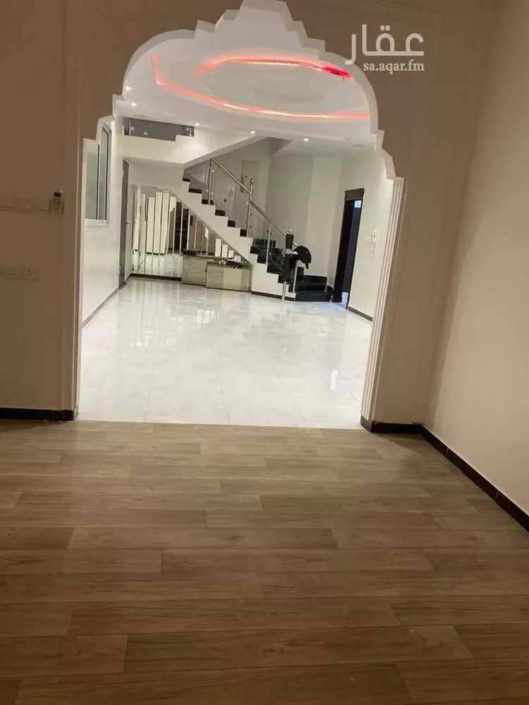 فيلا للبيع في شارع عمر مكرم, حي الرمال, مدينة الرياض, منطقة الرياض صورة 4