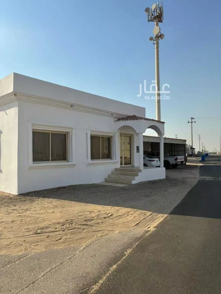 دور للبيع في شارع ج6 15, حي صلاصل, مدينة بقيق, المنطقة الشرقية