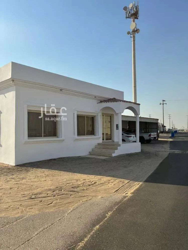 دور للبيع في شارع ج6 15, حي صلاصل, مدينة بقيق, المنطقة الشرقية صورة 2