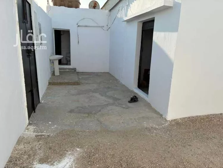 دور للبيع في شارع ج6 15, حي صلاصل, مدينة بقيق, المنطقة الشرقية صورة 4