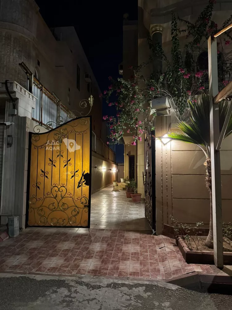 Floor for Rent in Jeddah Al Basateen