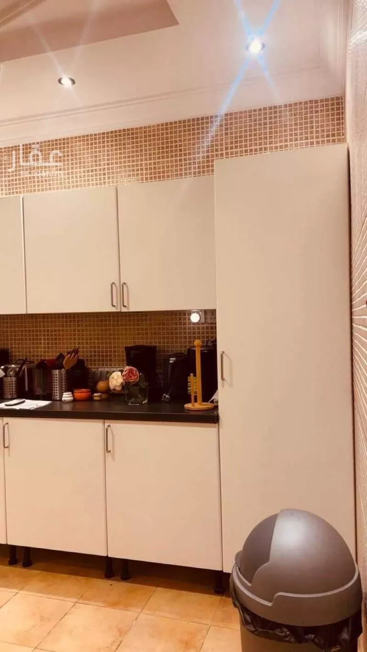 فيلا للبيع في شارع ابو عبدالرحمن الحنبلي, حي الياقوت, مدينة جدة, منطقة مكة المكرمة صورة 4