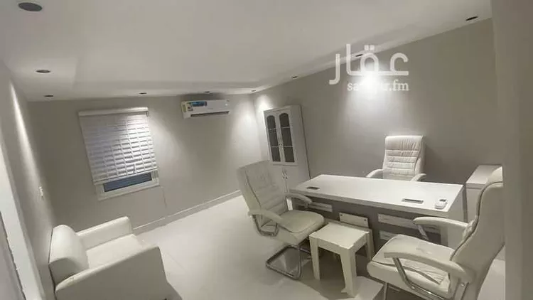 مكتب تجاري للإيجار في شارع الخنساء, حي الشاطئ, مدينة جدة, منطقة مكة المكرمة