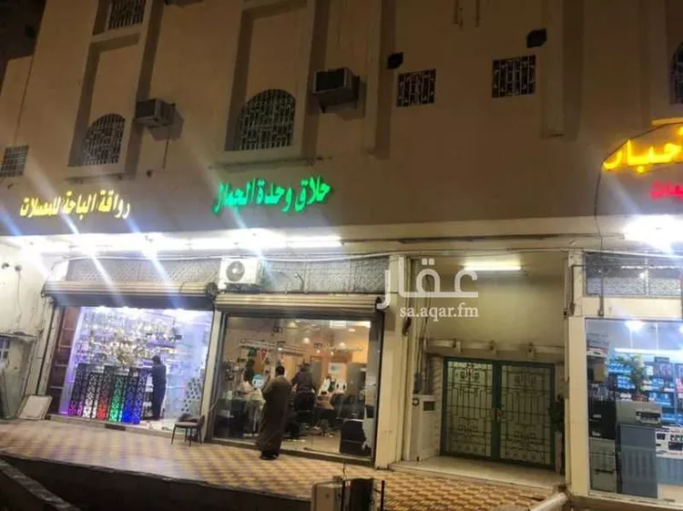 عمارة للإيجار في شارع ثابت بن المنذر, حي النزهة, مدينة الباحة, منطقة الباحة