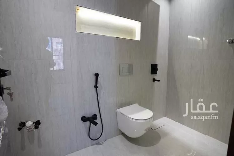 فيلا للبيع في شارع جروه بن يزيد الطائي, حي طويق, مدينة الرياض, منطقة الرياض صورة 2