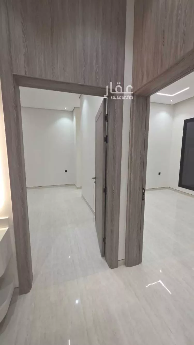 فيلا للبيع في شارع شبيب القفصي, حي النظيم, مدينة الرياض, منطقة الرياض 1 صورة