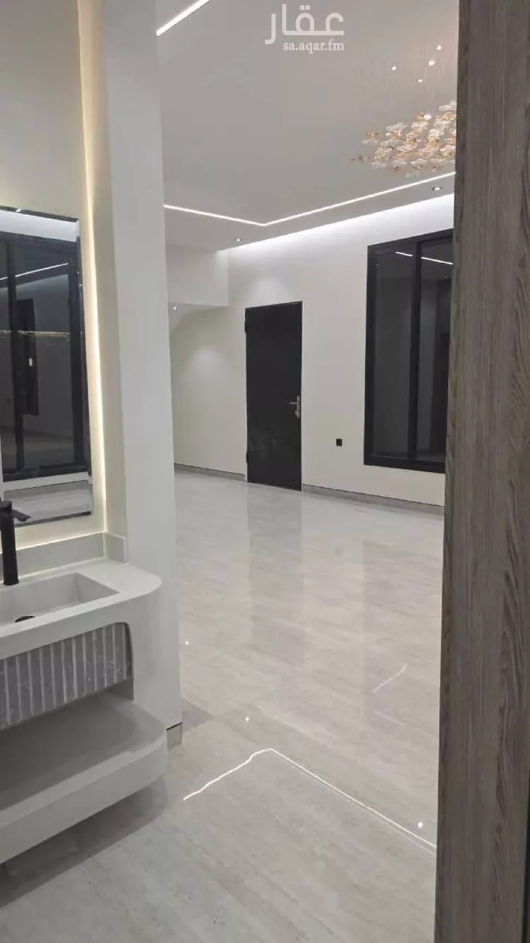 فيلا للبيع في شارع شبيب القفصي, حي النظيم, مدينة الرياض, منطقة الرياض صورة 2