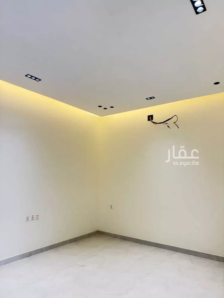 دور للبيع في شارع الضحي, حي الملك فهد, مدينة الرياض, منطقة الرياض 8