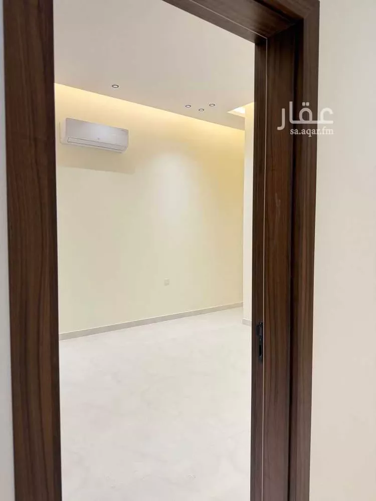 Floor for Rent in Riyadh Ar Rawdah 11