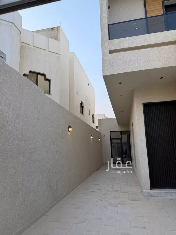 دور للبيع في شارع الضحي, حي الملك فهد, مدينة الرياض, منطقة الرياض 13