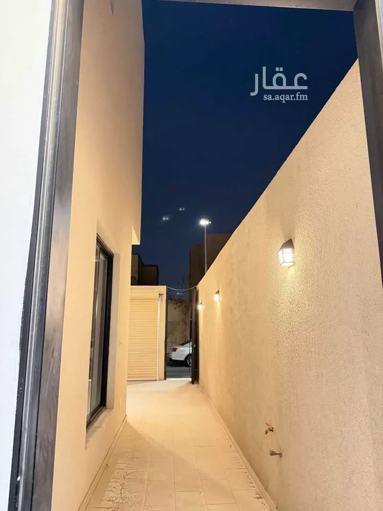 Floor for Rent in Riyadh Ar Rawdah 19
