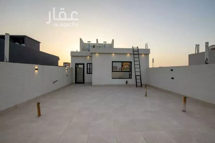 دور للبيع في شارع أم يونس, حي عكاظ, مدينة الرياض, منطقة الرياض صورة 4