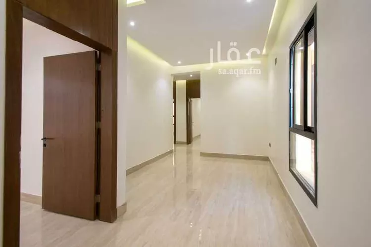 دور للبيع في شارع أم يونس, حي عكاظ, مدينة الرياض, منطقة الرياض صورة 5