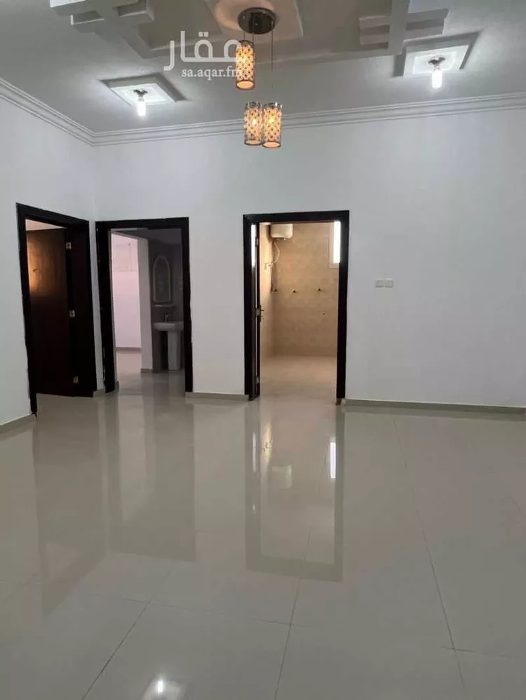 شقة للإيجار في شارع أبي معمر القطيعي, حي الوسيطاء, مدينة حائل, منطقة حائل صورة 2