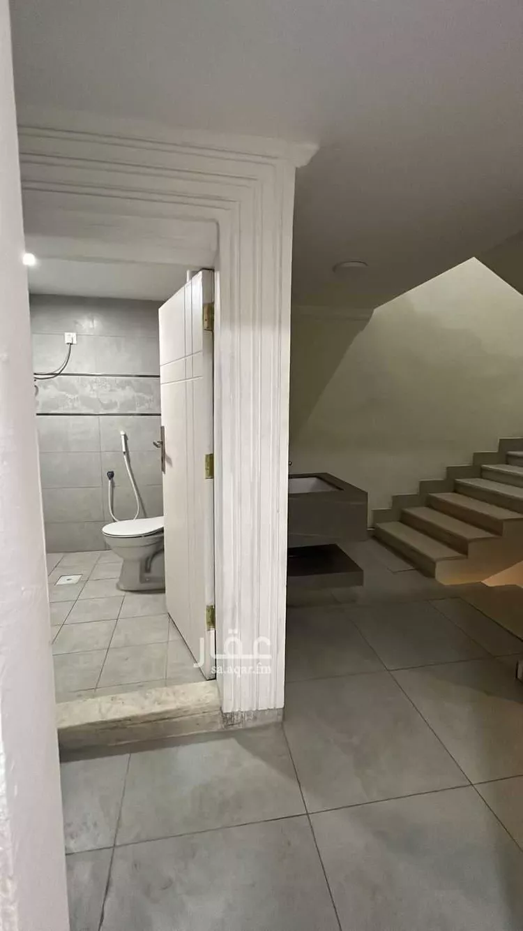 عمارة للبيع في شارع المصيف, حي الريان, مدينة الطائف, منطقة مكة المكرمة