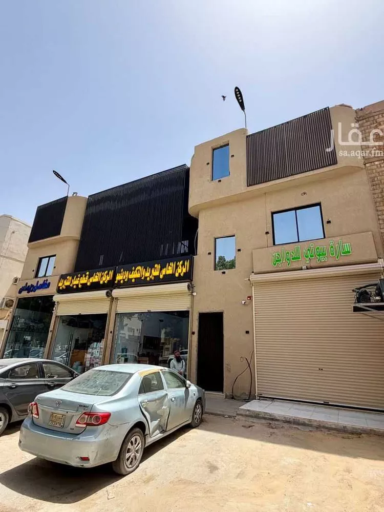 عمارة للبيع في شارع حمزة بن عبدالمطلب, حي العريجاء الغربي, مدينة الرياض, منطقة الرياض صورة 3