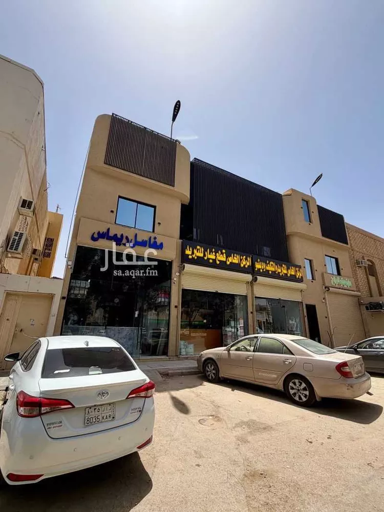 عمارة للبيع في شارع حمزة بن عبدالمطلب, حي العريجاء الغربي, مدينة الرياض, منطقة الرياض صورة 4