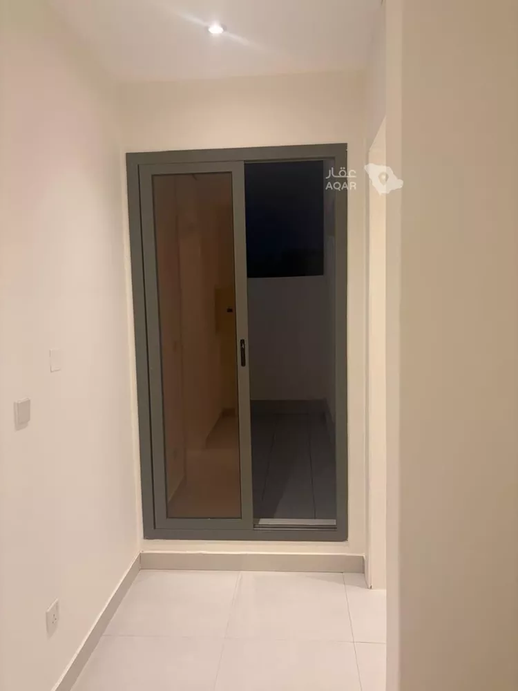 شقة للإيجار في شارع الفوانيس, حي عرقة, مدينة الرياض, منطقة الرياض 11