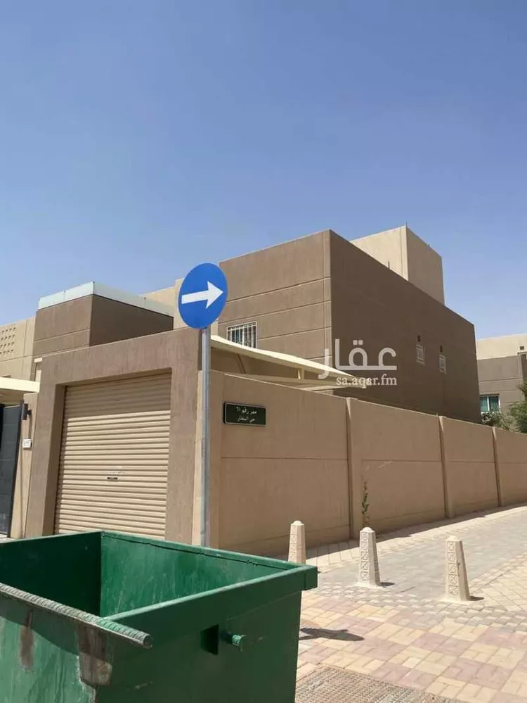 فيلا للبيع في شارع أحمد بن عمر الحضرمي, حي مطار الملك خالد الدولي, مدينة الرياض, منطقة الرياض صورة 2