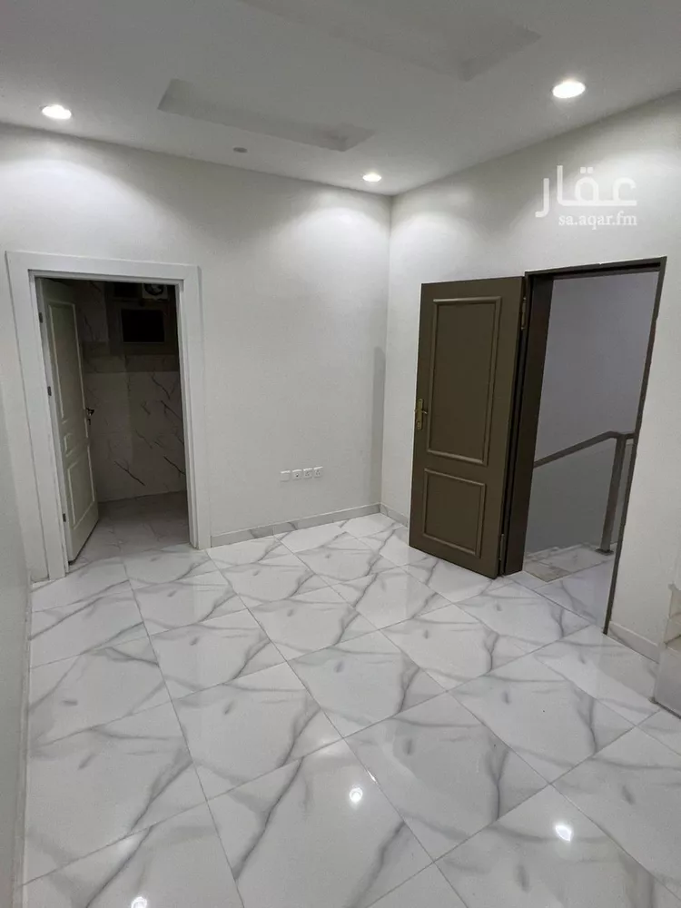 شقة للإيجار في شارع الحارث بن تبيع الرعيني, حي القيروان, مدينة الرياض, منطقة الرياض صورة 5
