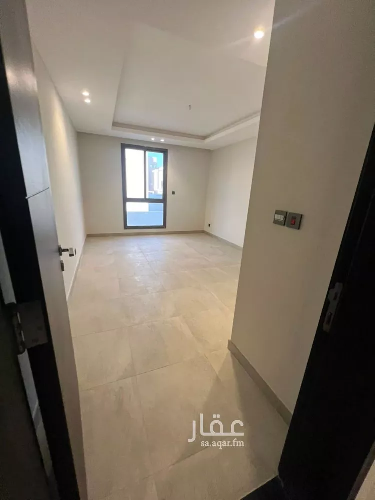 فيلا للإيجار في شارع علي بن الحسن الخزرجي, حي عكاظ, مدينة الرياض, منطقة الرياض صورة 4