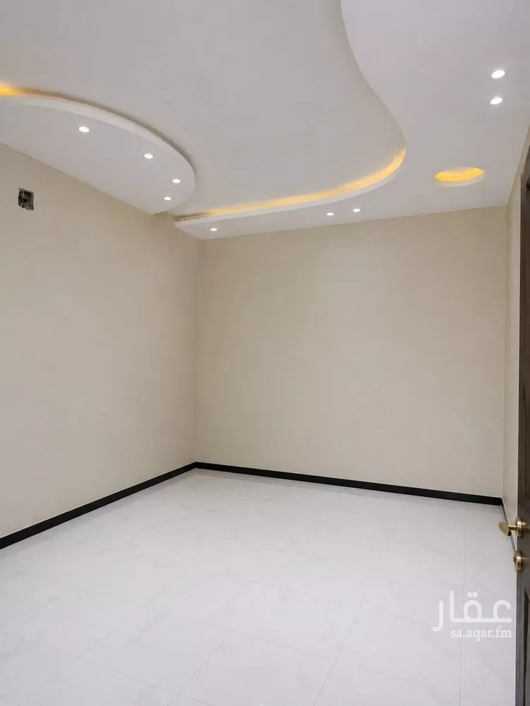 فيلا للإيجار في شارع رقم 230, حي الجنادرية, مدينة الرياض, منطقة الرياض صورة 3
