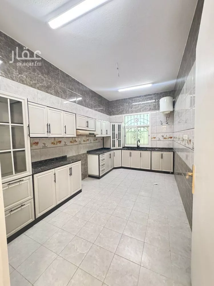 شقة للإيجار في شارع ابن مظفر الكندي, حي العارض, مدينة الرياض, منطقة الرياض